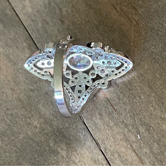 Antique Vintage Inspired Cubic Zirconia, Crystal Statement Silver Cocktail Ring - Picture 8 of 13